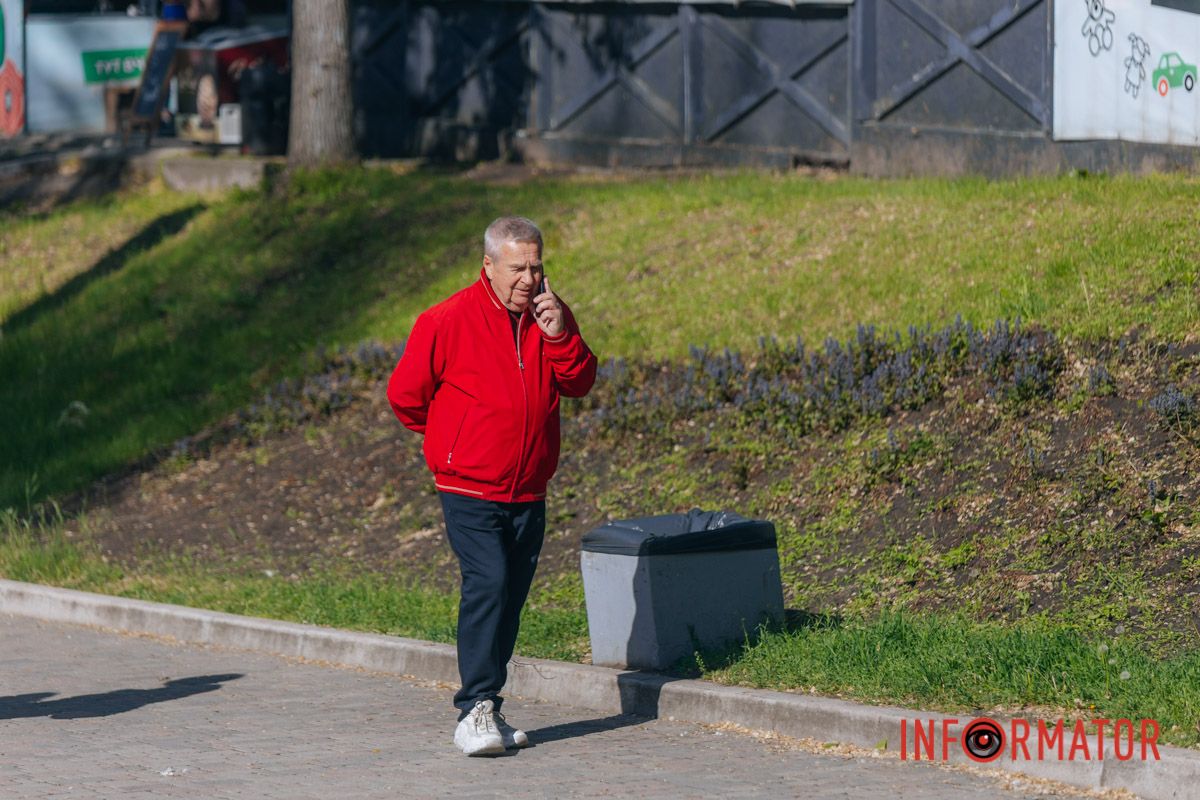 Облака - настоящее произведение искусства: как жители Днепра наслаждаются выходным после дождей 35