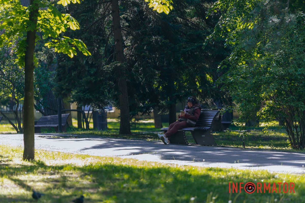 Облака - настоящее произведение искусства: как жители Днепра наслаждаются выходным после дождей 37