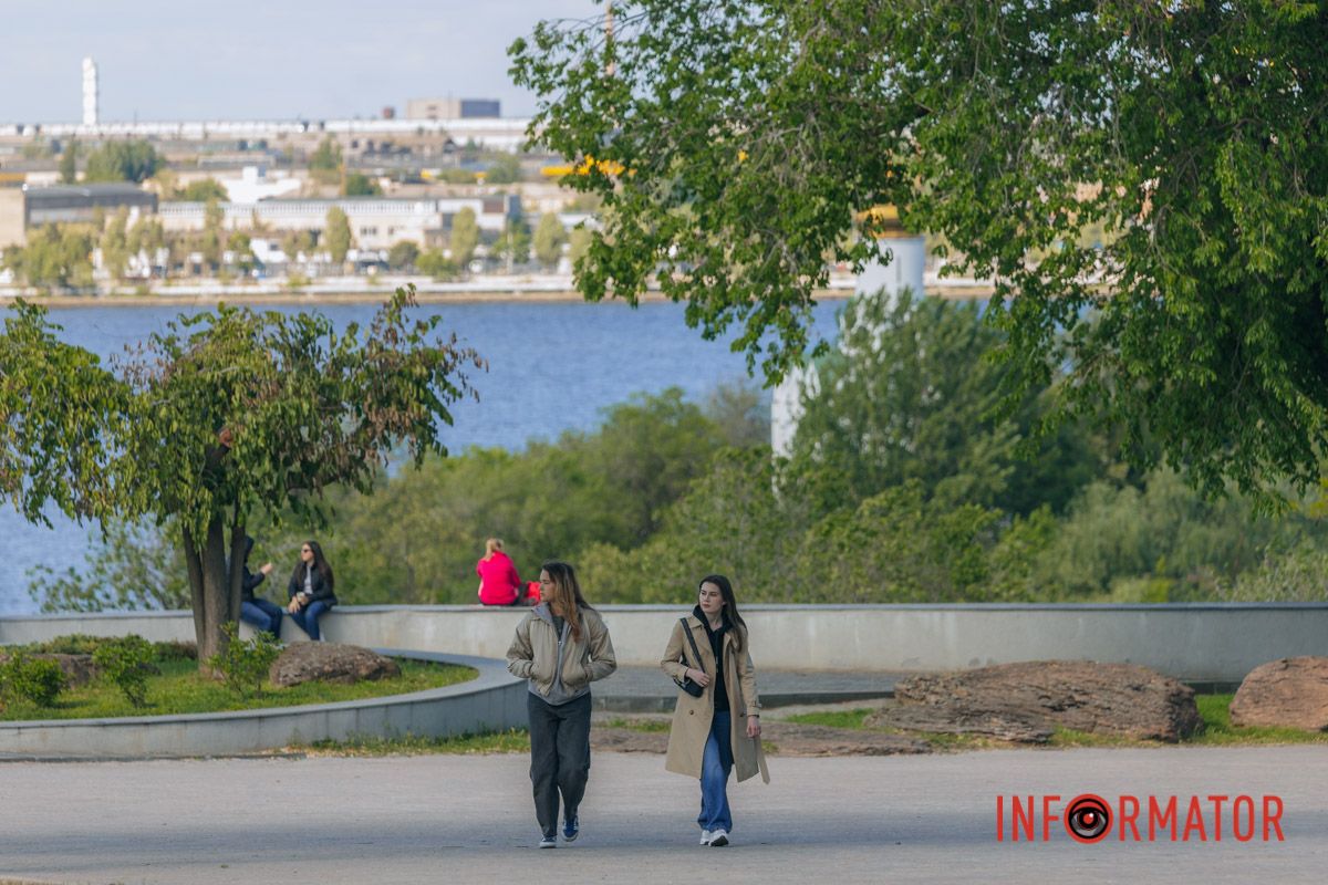 Облака - настоящее произведение искусства: как жители Днепра наслаждаются выходным после дождей 45