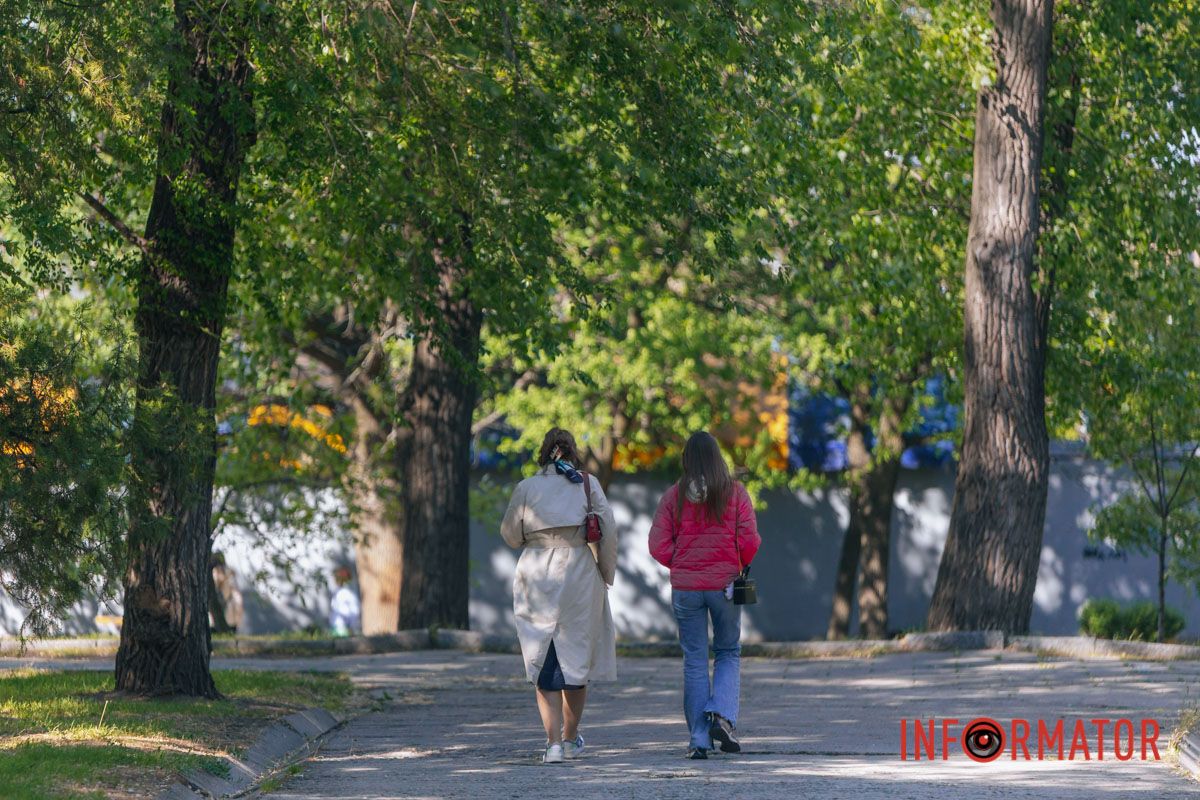 Облака - настоящее произведение искусства: как жители Днепра наслаждаются выходным после дождей 51