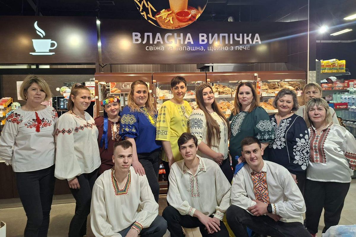 Свято об'єднує понад 60 країн Код нації, символ свободи та єдності: «АТБ» долучається до святкування Дня вишиванки 11