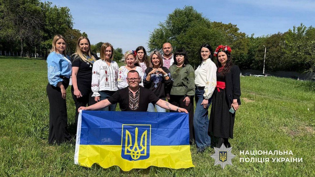 День вышиванки в Днепре: топ фото с Facebook и Instagram 38