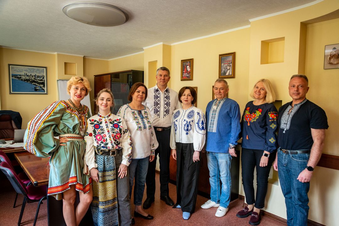 День вышиванки в Днепре: топ фото с Facebook и Instagram 66