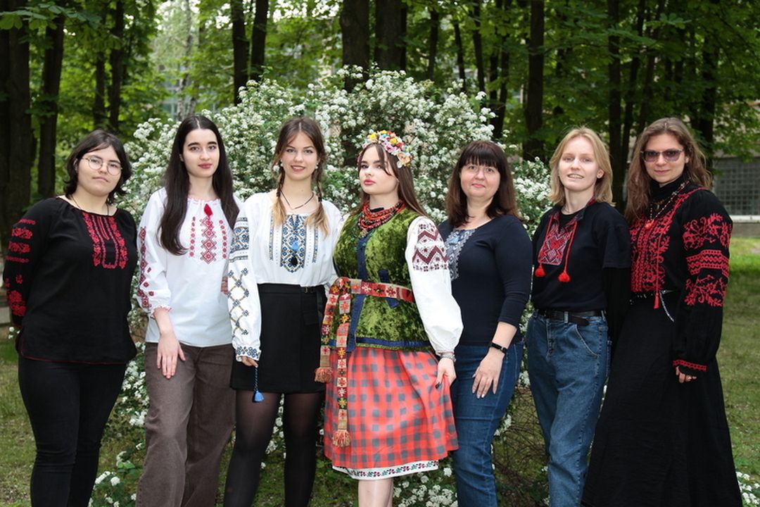 День вышиванки в Днепре: топ фото с Facebook и Instagram 67