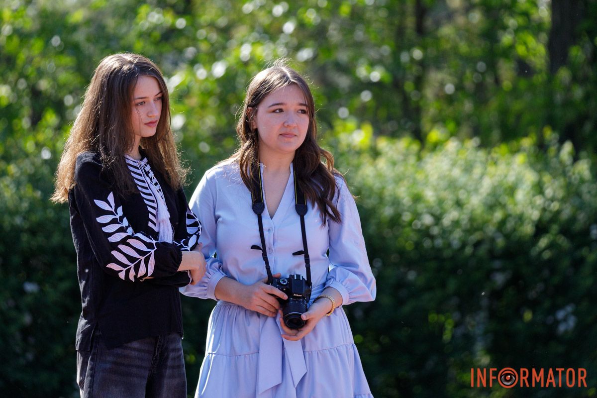 Днепр в вышиванках: ищите себя на праздничных фото.