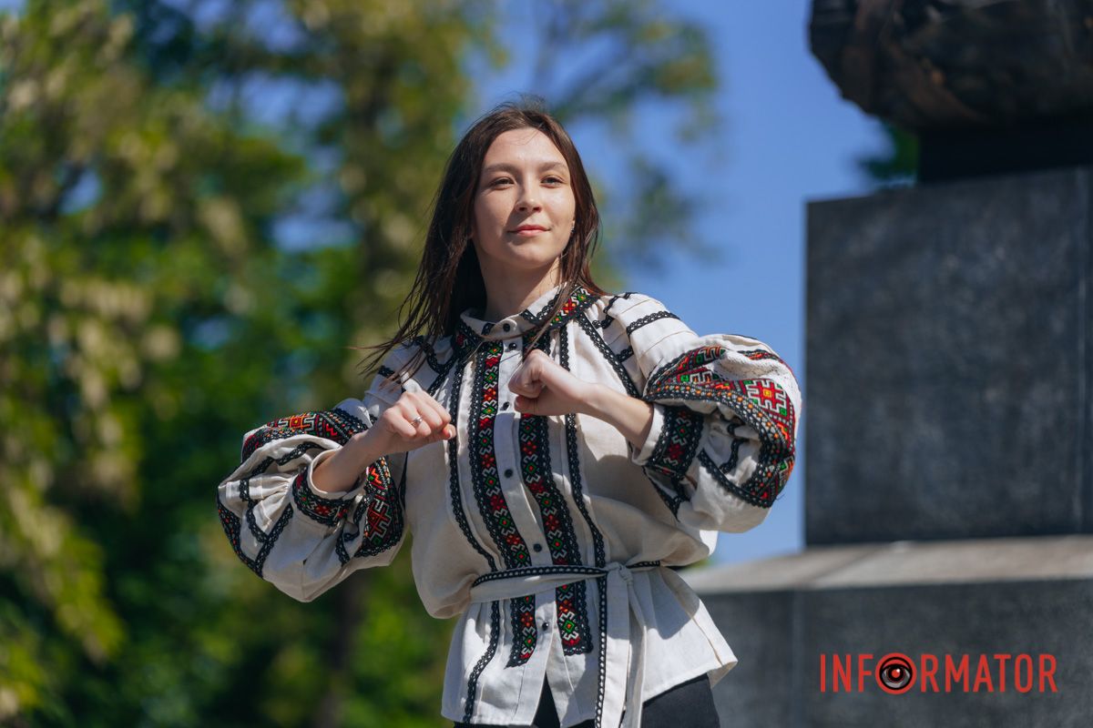 Днепр в вышиванках: ищите себя на праздничных фото.