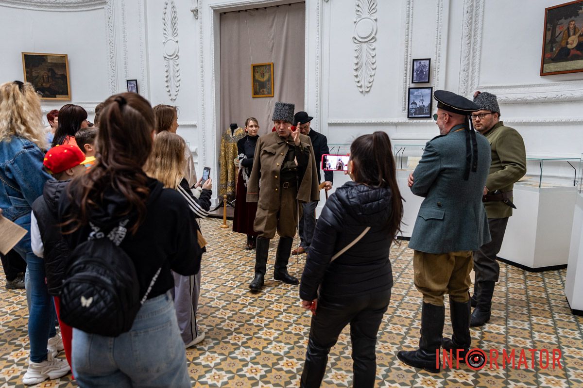 Мастер-классы и театрализованные представления: как в Днепре проходит «Ночь музеев – 2025» 35