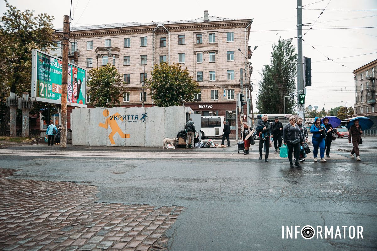 10 мая в Днепре на проспекте Дмитрия Яворницкого, близ улицы Пастера, начались ремонтные работы В Днепре на Дмитрия Яворницкого завершился ремонт трамвайного пути