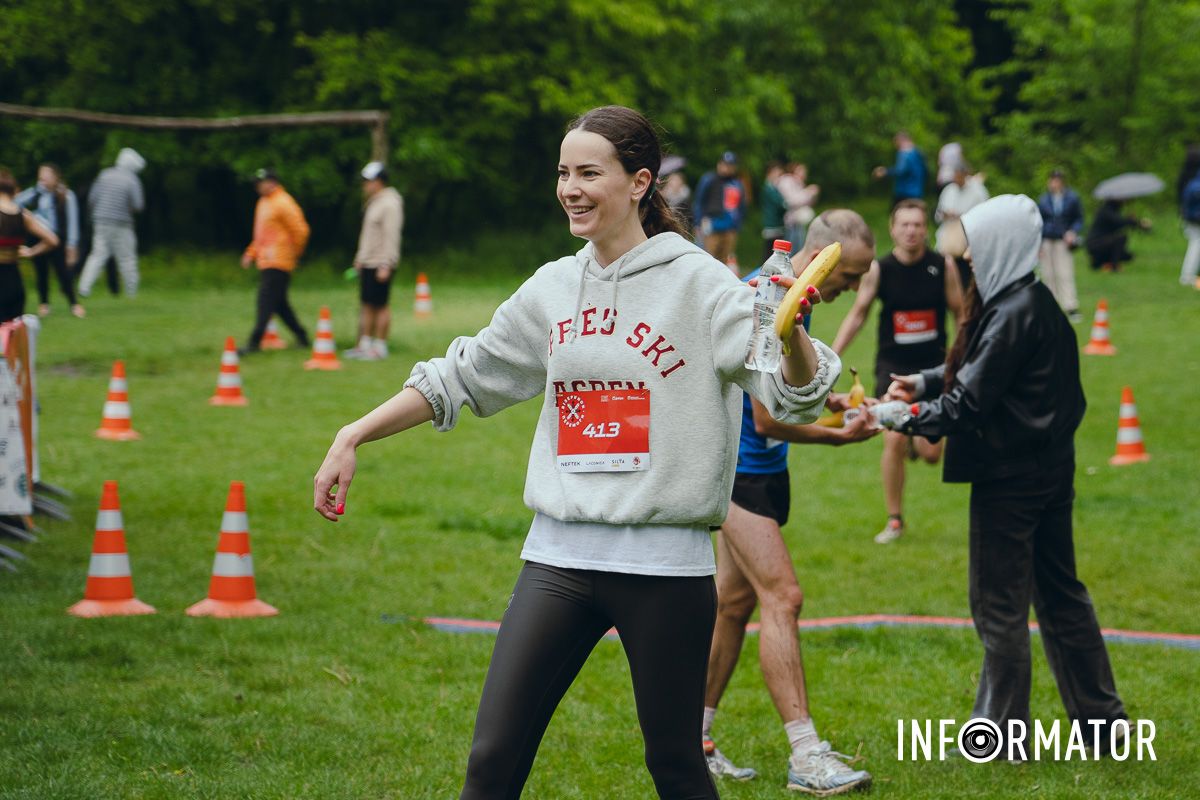 В Днепре в Туннельной балке проходил благотворительный забег "Узор победы" 17