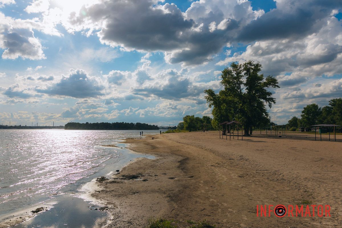 Дождь смыл усталость: Днепр укрыло одеяло из облаков 33