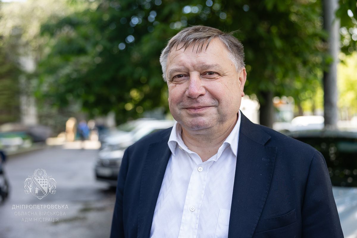 Флагманський проєкт «Рух без бар’єрів»: у Дніпрі провели маркування маршруту, на якому усунуть перепони 10