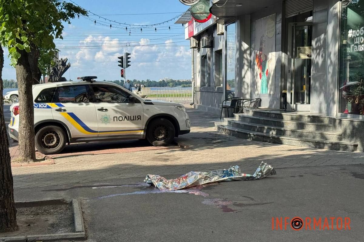 У Дніпрі на Воскресенській чоловік випав з вікна багатоповерхівки 3