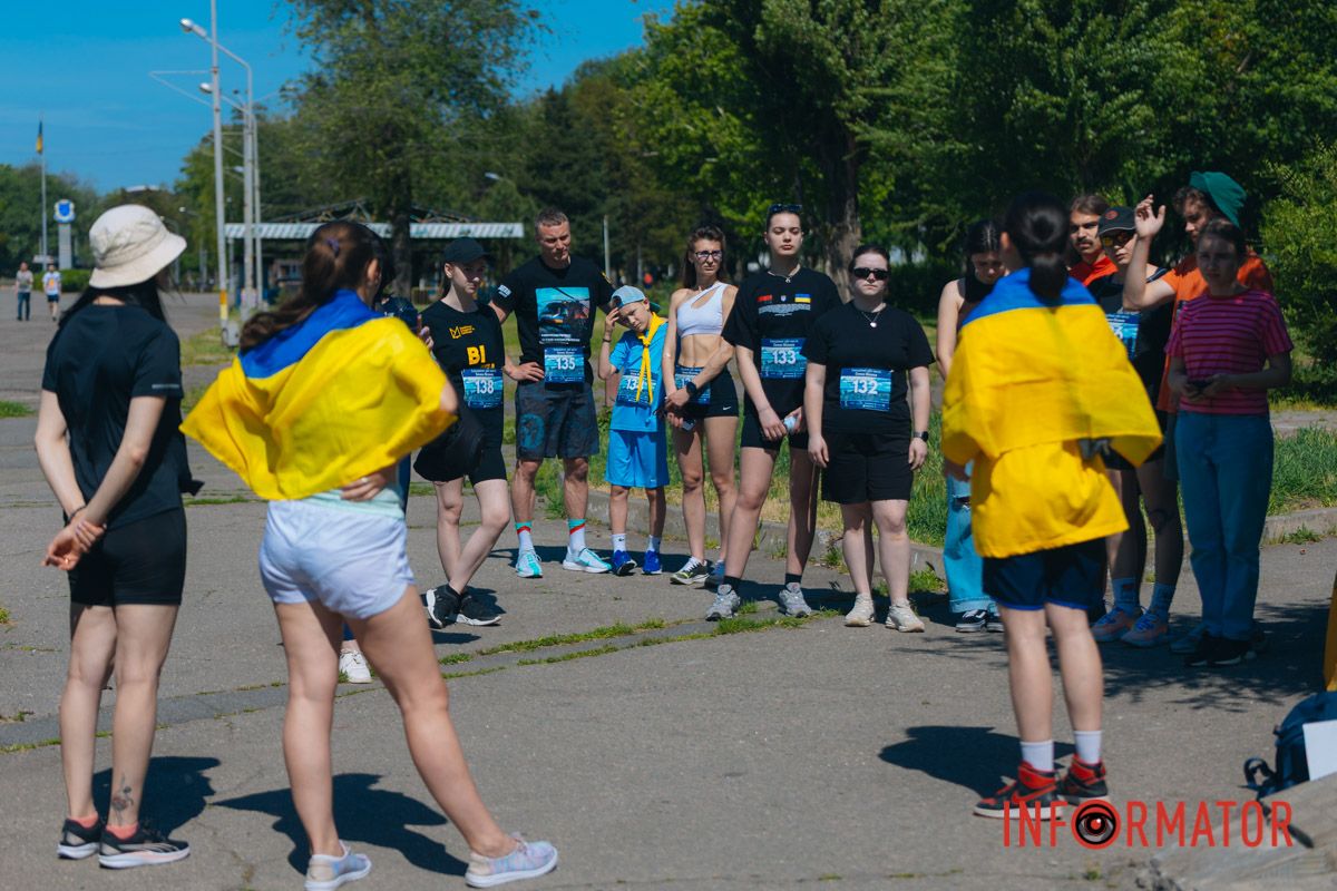 В Днепре в парке Глобы состоялся благотворительный забег в честь павшего воина Семена Обломея 34