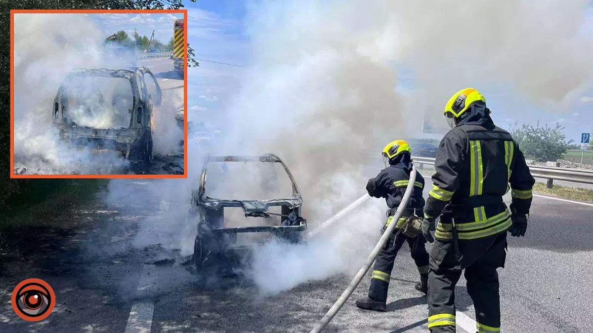 В Днепровском районе загорелся Mercedes