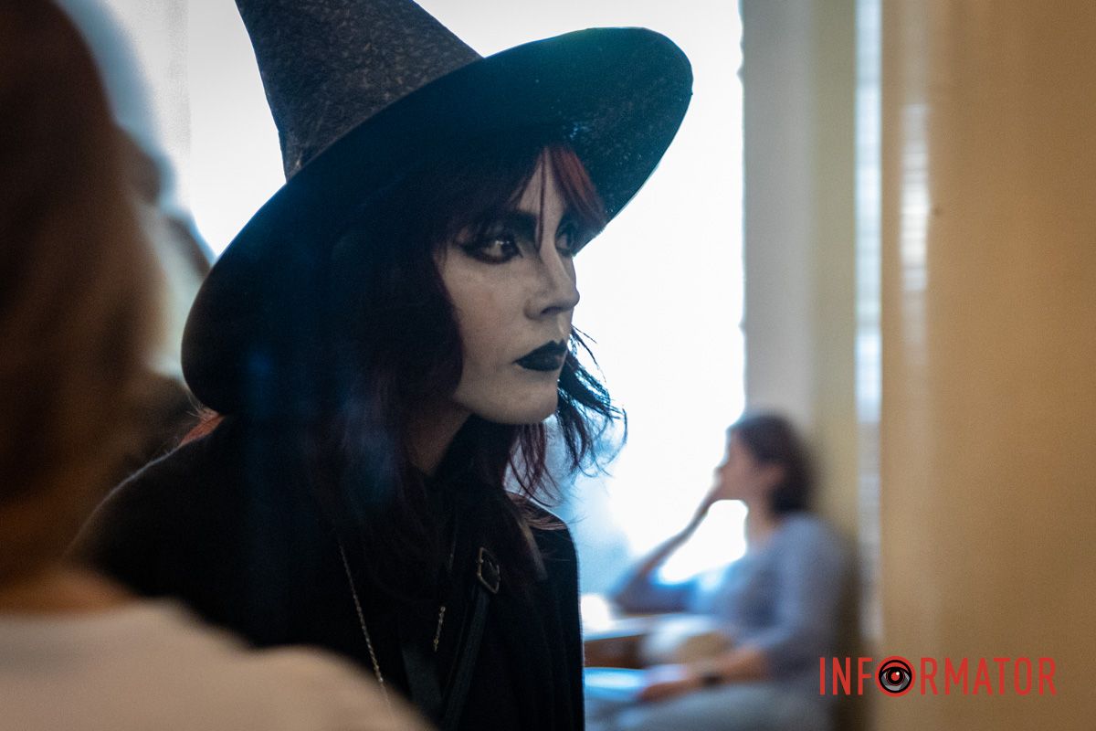 Магия перевоплощений, косплей-сценки и кавер-денсы: в Днепре прошел Аниме-фест 15