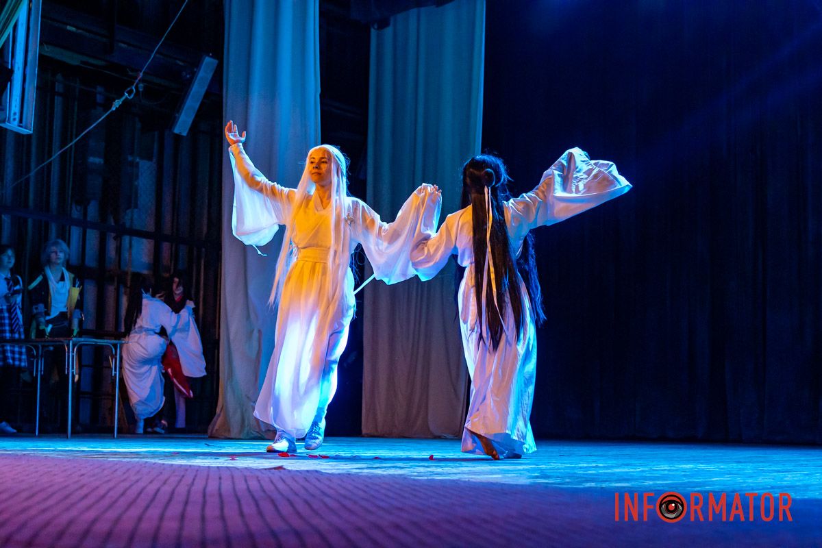 Магия перевоплощений, косплей-сценки и кавер-денсы: в Днепре прошел Аниме-фест 26