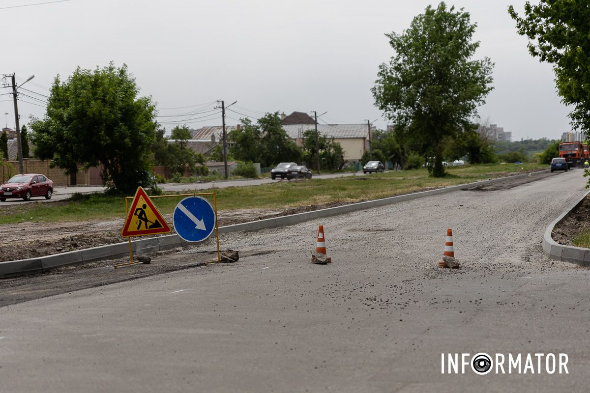 На Героев Спасателей продолжаются дорожные работы На Героев Спасателей продолжаются дорожные работы