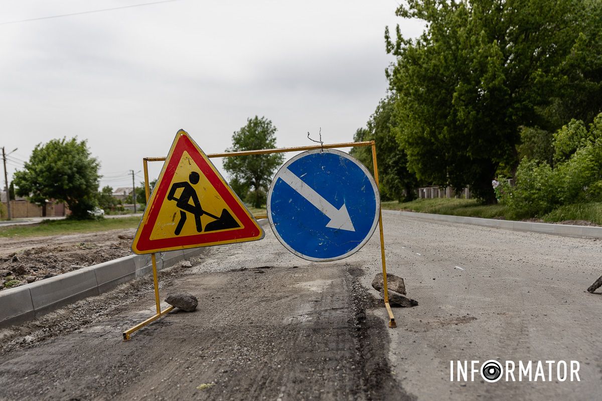 Коммунальщики меняли канализацию Коммунальщики меняли канализацию