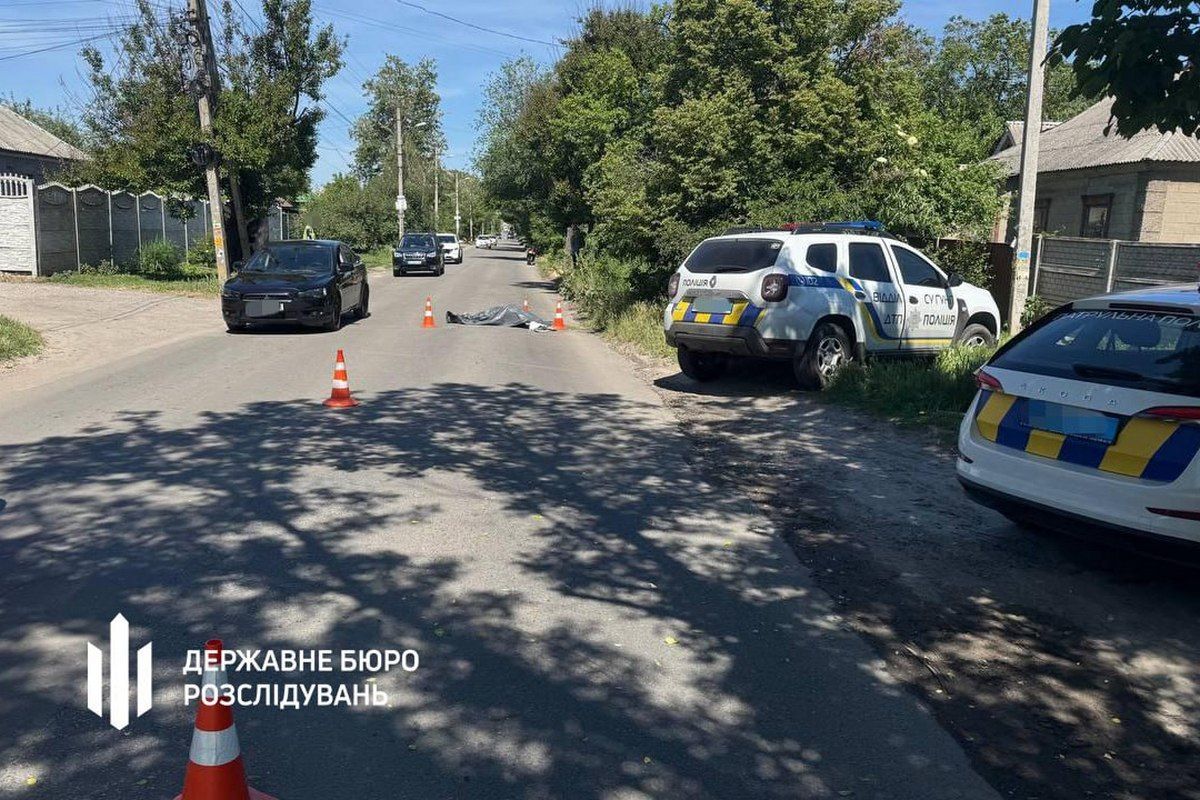 80-річний чоловік від отриманих травм загинв на місці ДТП За 8 років на посаді «заробив» 5 мільйонів: чим відомий скандальний суддя Ричка, який на мотоциклі у Дніпрі насмерть збив пенсіонера 3