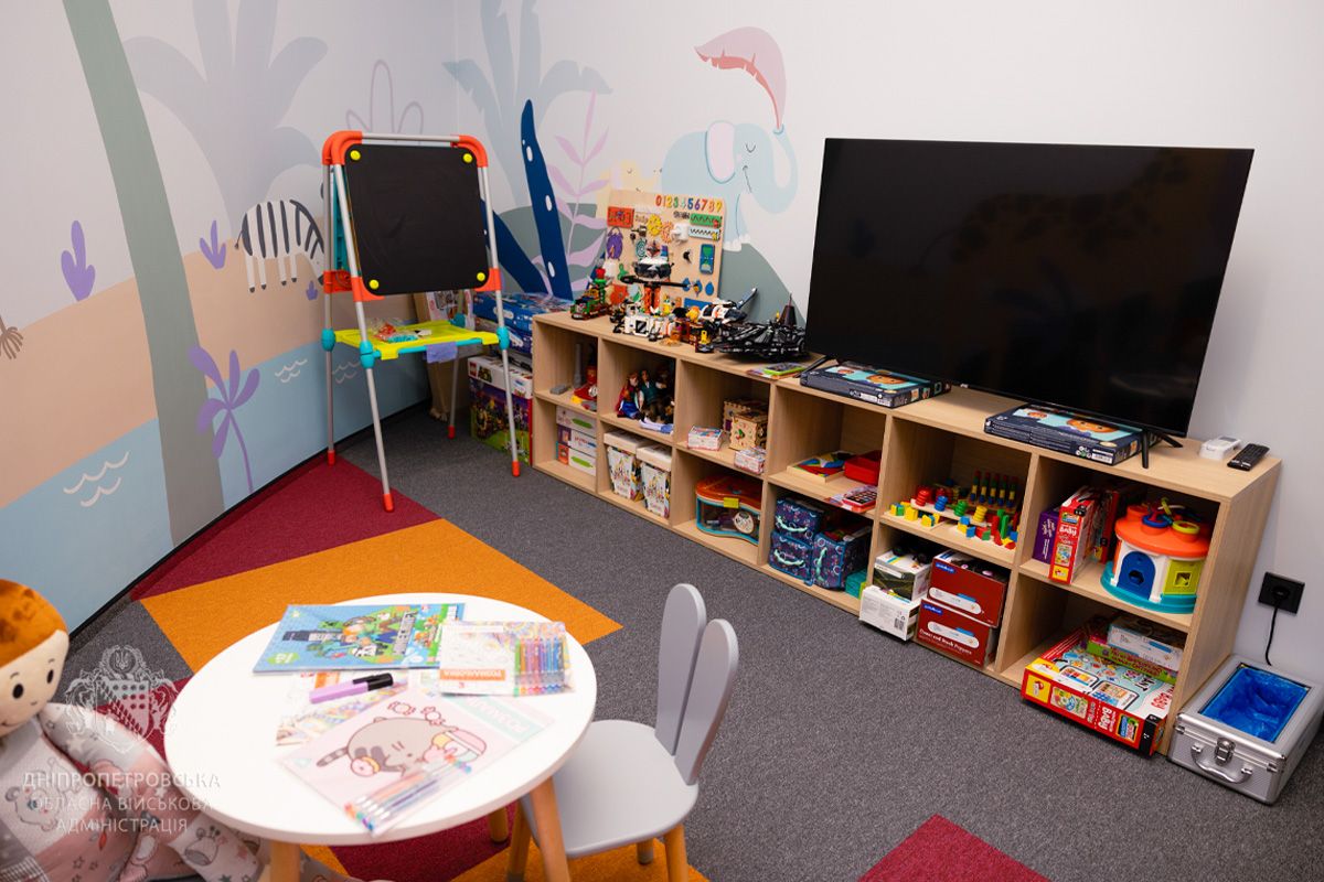 Самый большой в Украине: в Днепре открыли Центр защиты прав ребенка 3