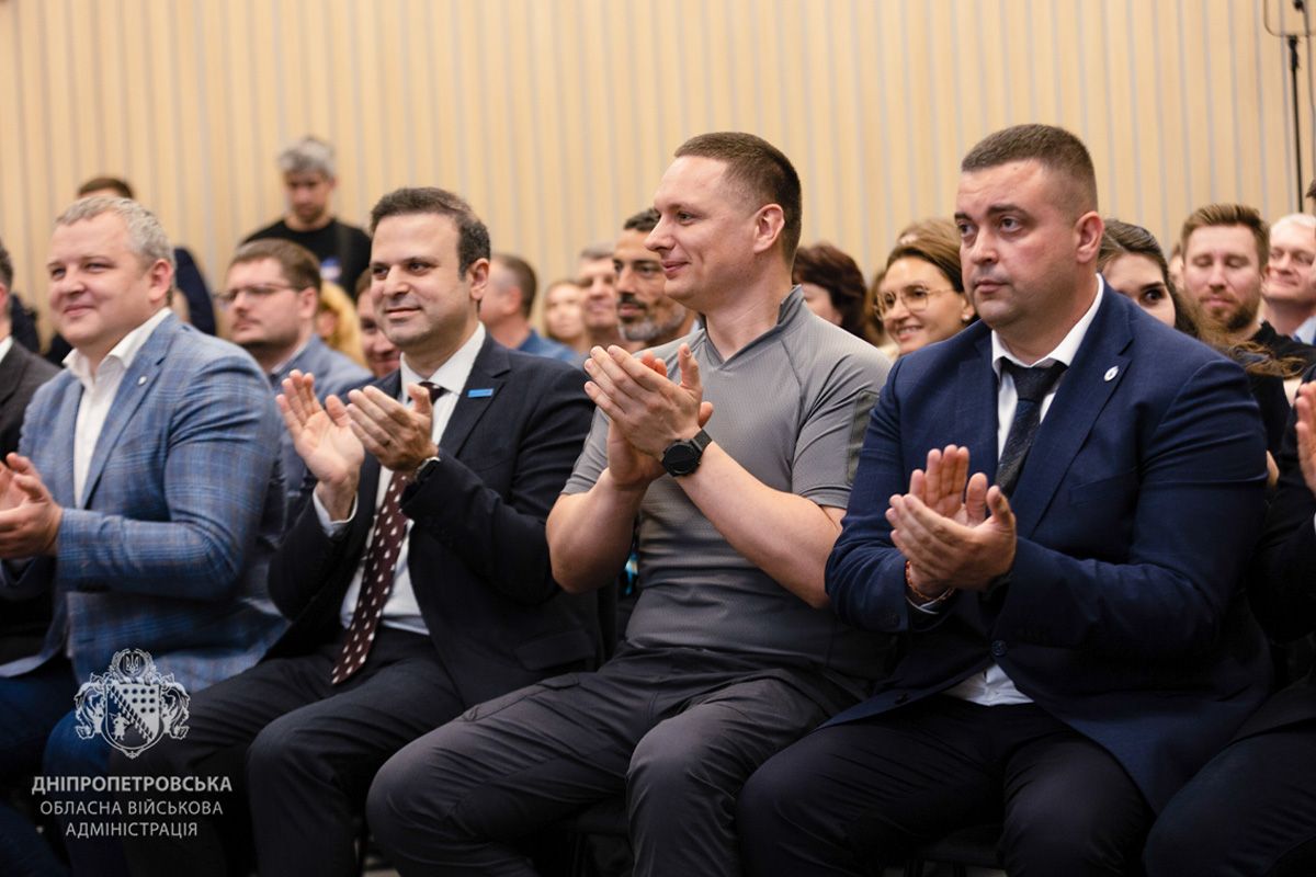 Крупнейший в Украине: в Днепре открыли Центр защиты прав ребенка 10