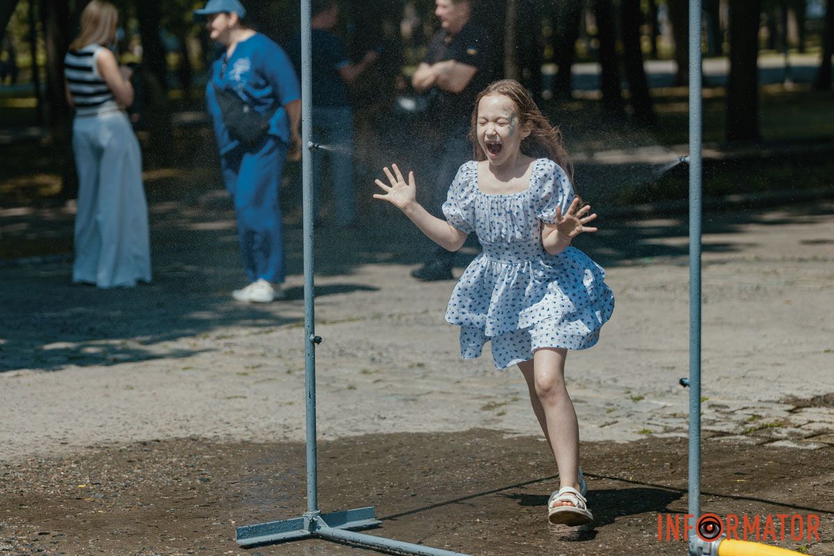 В Днепре в парке Шевченко отпраздновали первый день лета 7