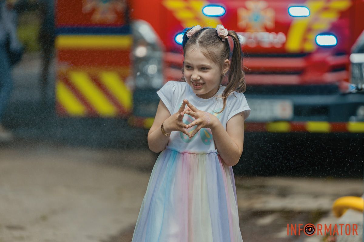 В Днепре в парке Шевченко отпраздновали первый день лета 10