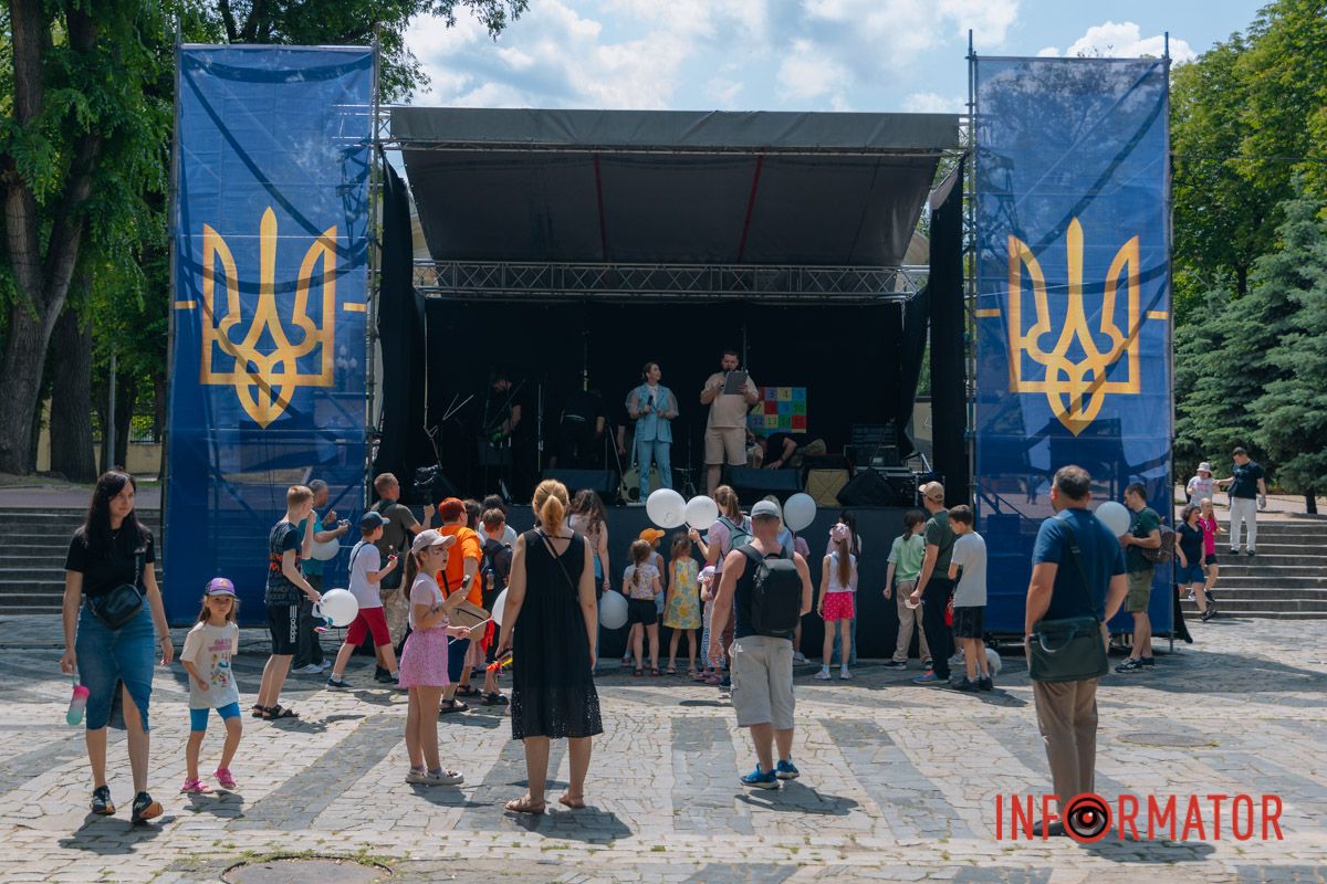 В Днепре в парке Шевченко отпраздновали первый день лета 35
