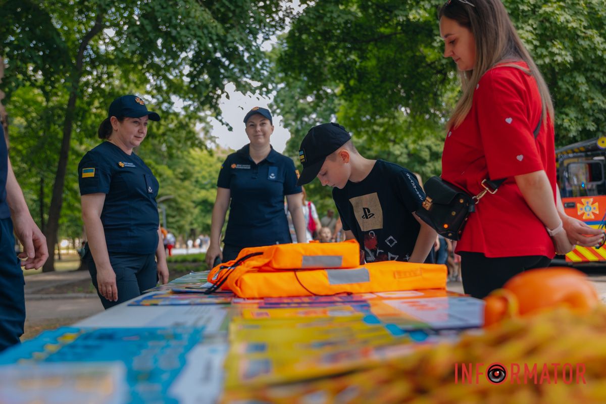 В Днепре в парке Шевченко отпраздновали первый день лета 46