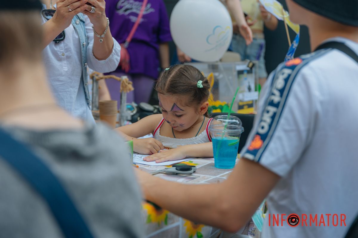 В Днепре в парке Шевченко отпраздновали первый день лета 47