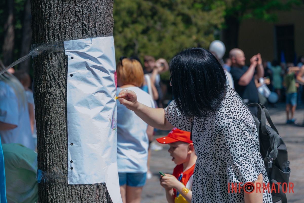 В Днепре в парке Шевченко отпраздновали первый день лета 64