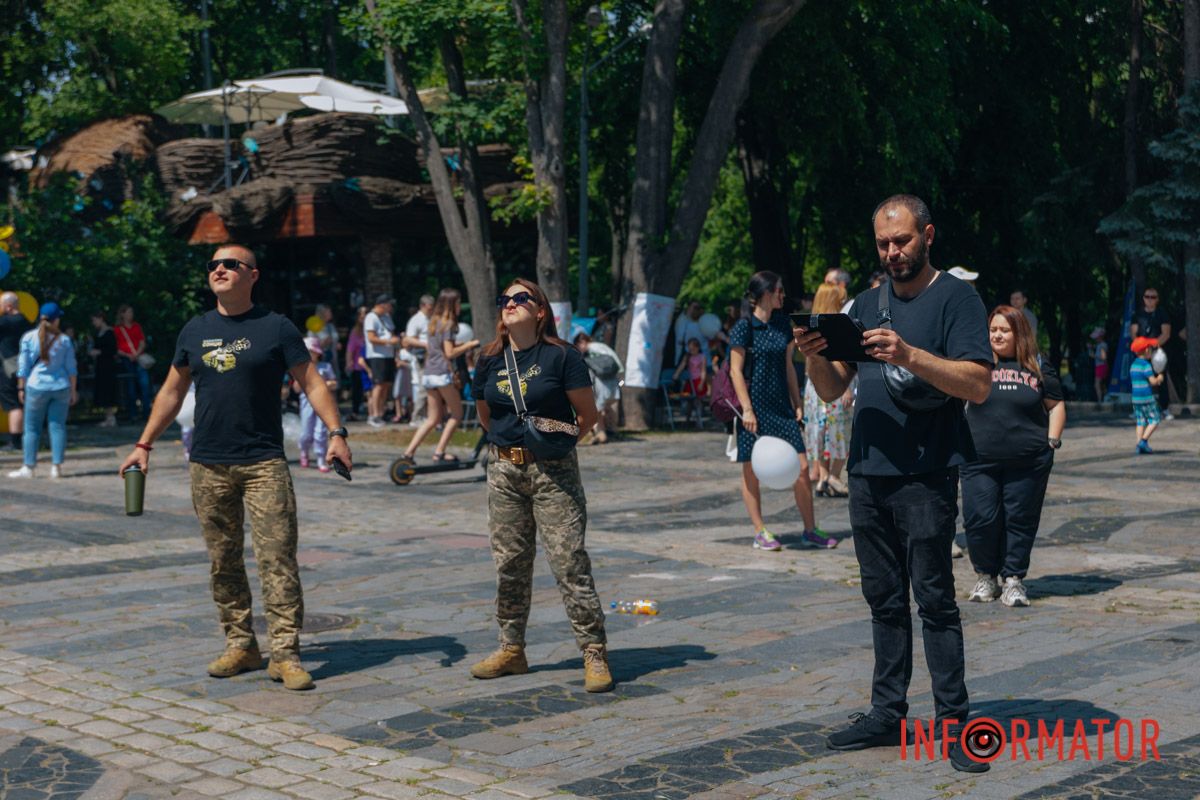 В Днепре в парке Шевченко отпраздновали первый день лета 55