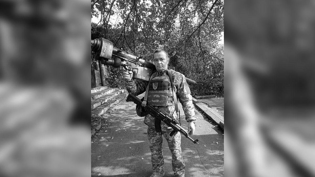 Умер младший сержант из Днепропетровской области Андрей Шилов
