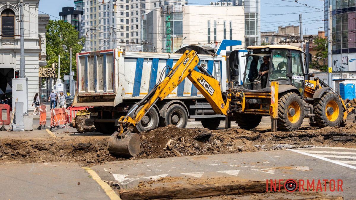 У Дніпрі перекрили проспект Дмитра Яворницького та стартували дорожні роботи