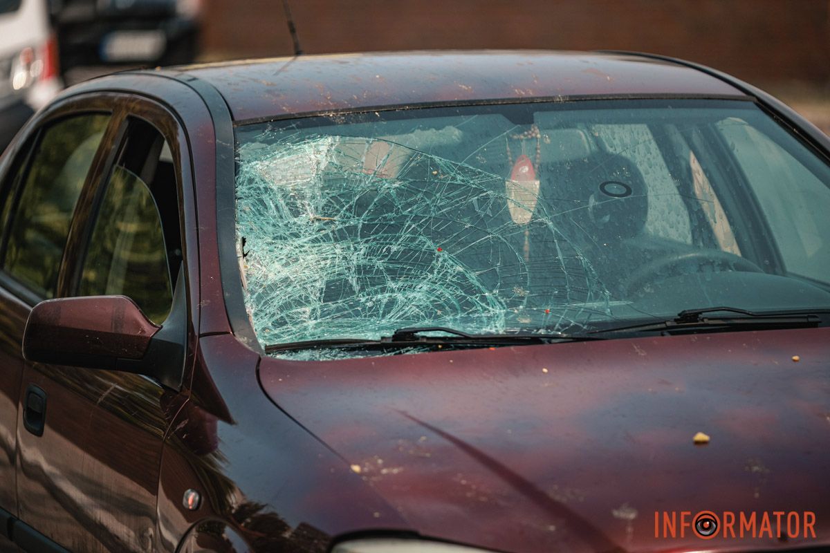 Аварія сталася о 13:34 У Дніпрі на Донецькому шосе Opel насмерть збив жінку на пішохідному переході 6