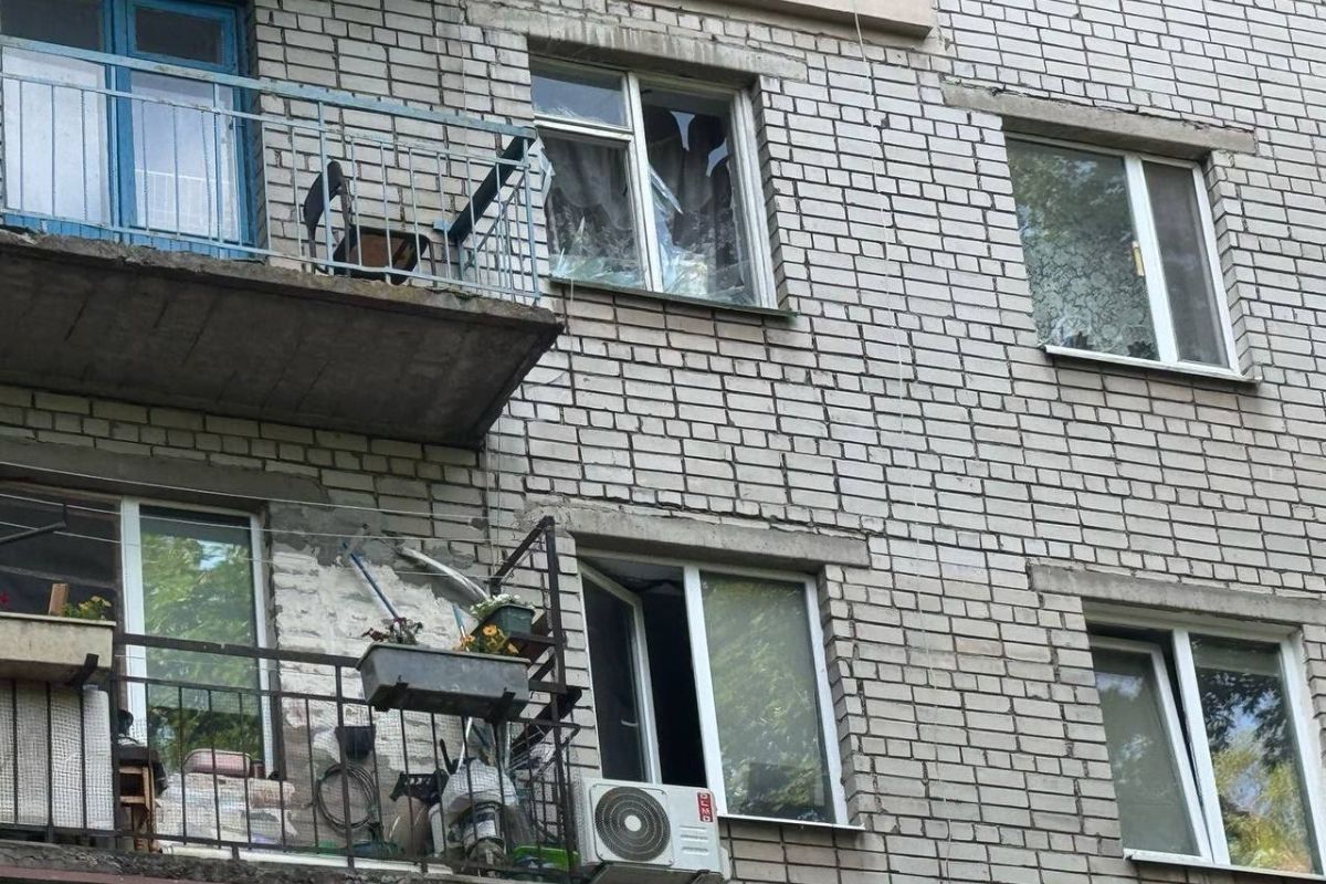 Враг совершил массированную комбинированную атаку Враг совершил массированную комбинированную атаку