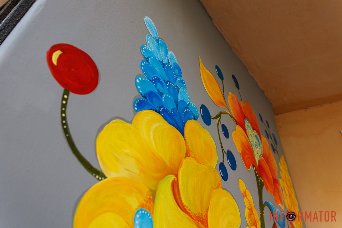 Петриківський розпис — оберіг на стінах