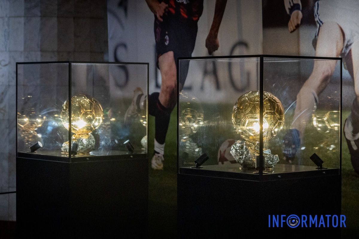 Впервые сразу три «Золотых мяча» на один день приехали в Днепр.