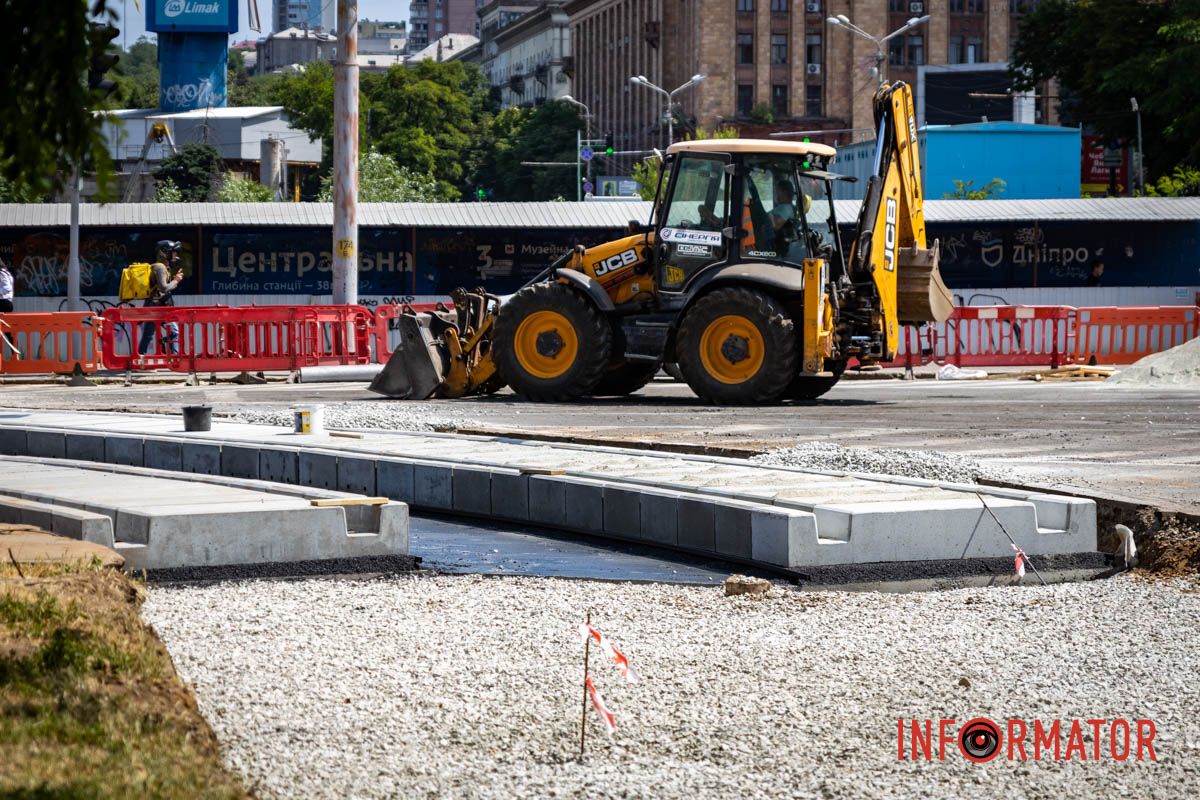 Тривають роботи Як просуваються дорожні роботи на проспекті Яворницького у Дніпрі 14