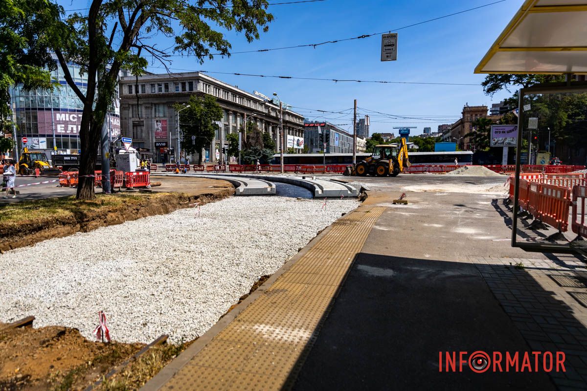 Розпочалися дорожні роботи Як просуваються дорожні роботи на проспекті Яворницького у Дніпрі 17