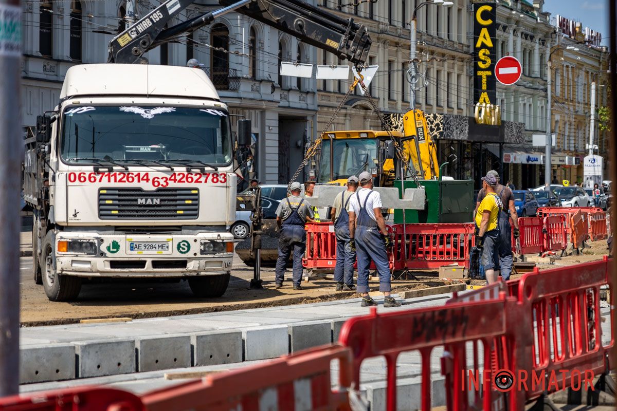 Транспорт курсує альтернативним маршрутом Як просуваються дорожні роботи на проспекті Яворницького у Дніпрі 21