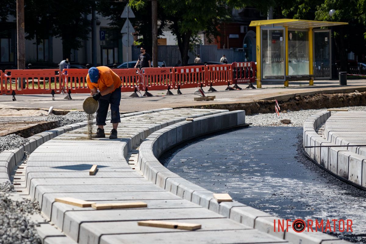 Ремонт ще не завершений Як просуваються дорожні роботи на проспекті Яворницького у Дніпрі 24