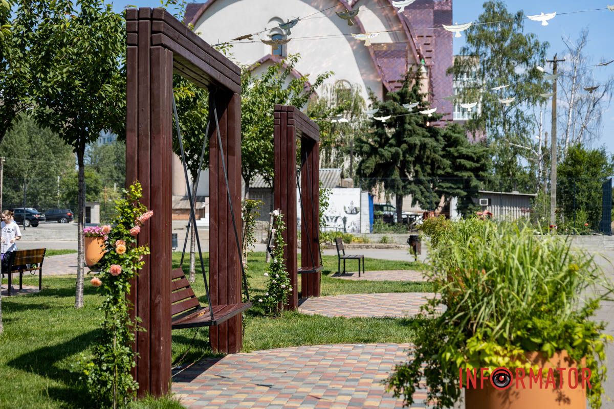 Нове місце для побачень: у Дніпрі з’явилися “Арки закоханих” 6