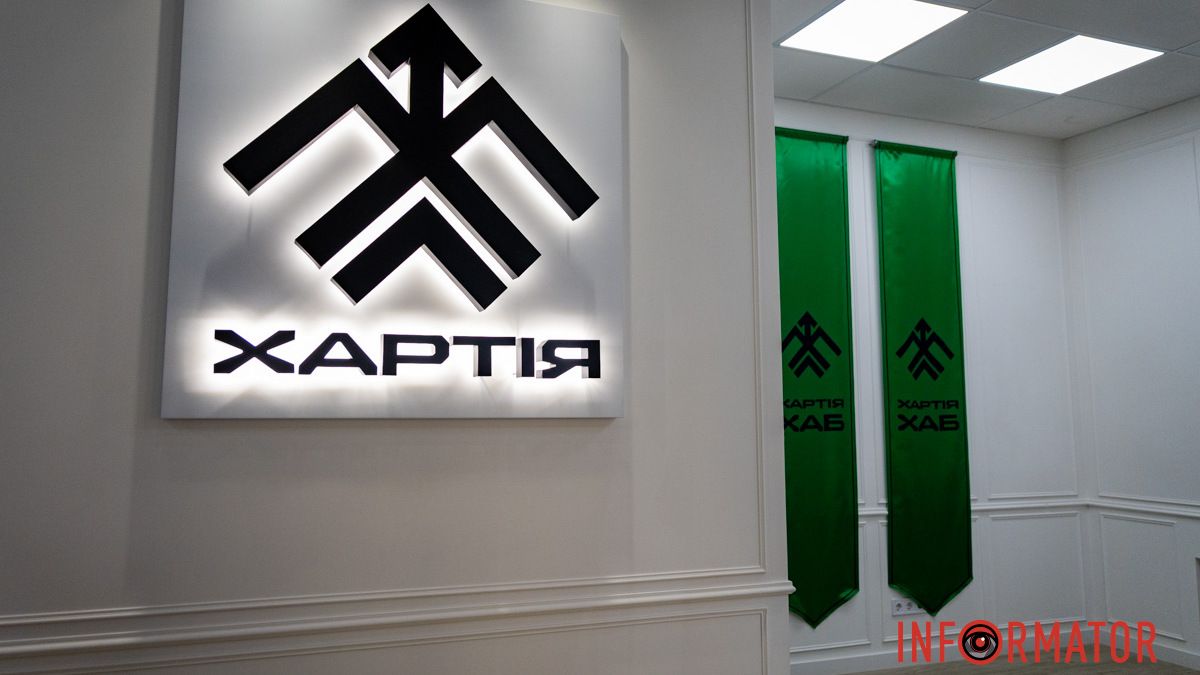 Простір для цивільних та військових: у Дніпрі на Барикадній відкрився “Хартія-Хаб” 13-ї бригади НГУ