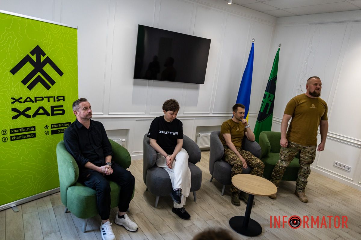 14 июня состоялось открытие хаба в Днепре В Днепре на Баррикадной открылся "Хартия-Хаб" 13-й бригады НГУ 2