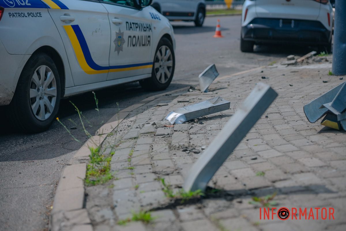 Погнуті огородження