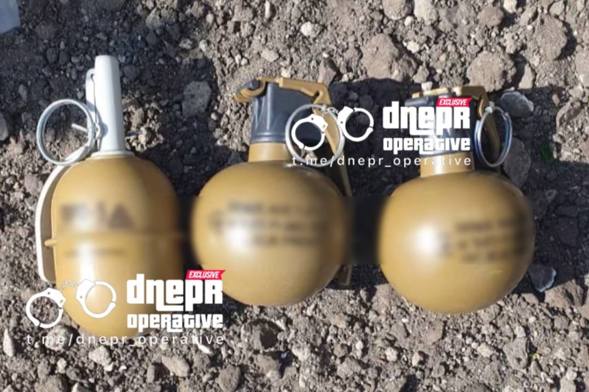 Страйкбольні гранати, попередньо, з місця подій