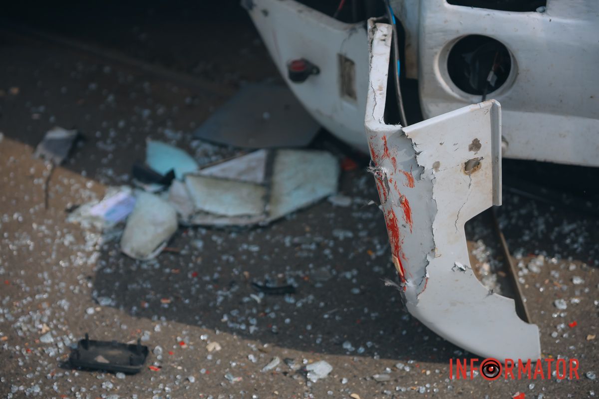 У Дніпрі на вулиці Зимових Походів (колишній вулиці Молодогвардійській) сталася аварія