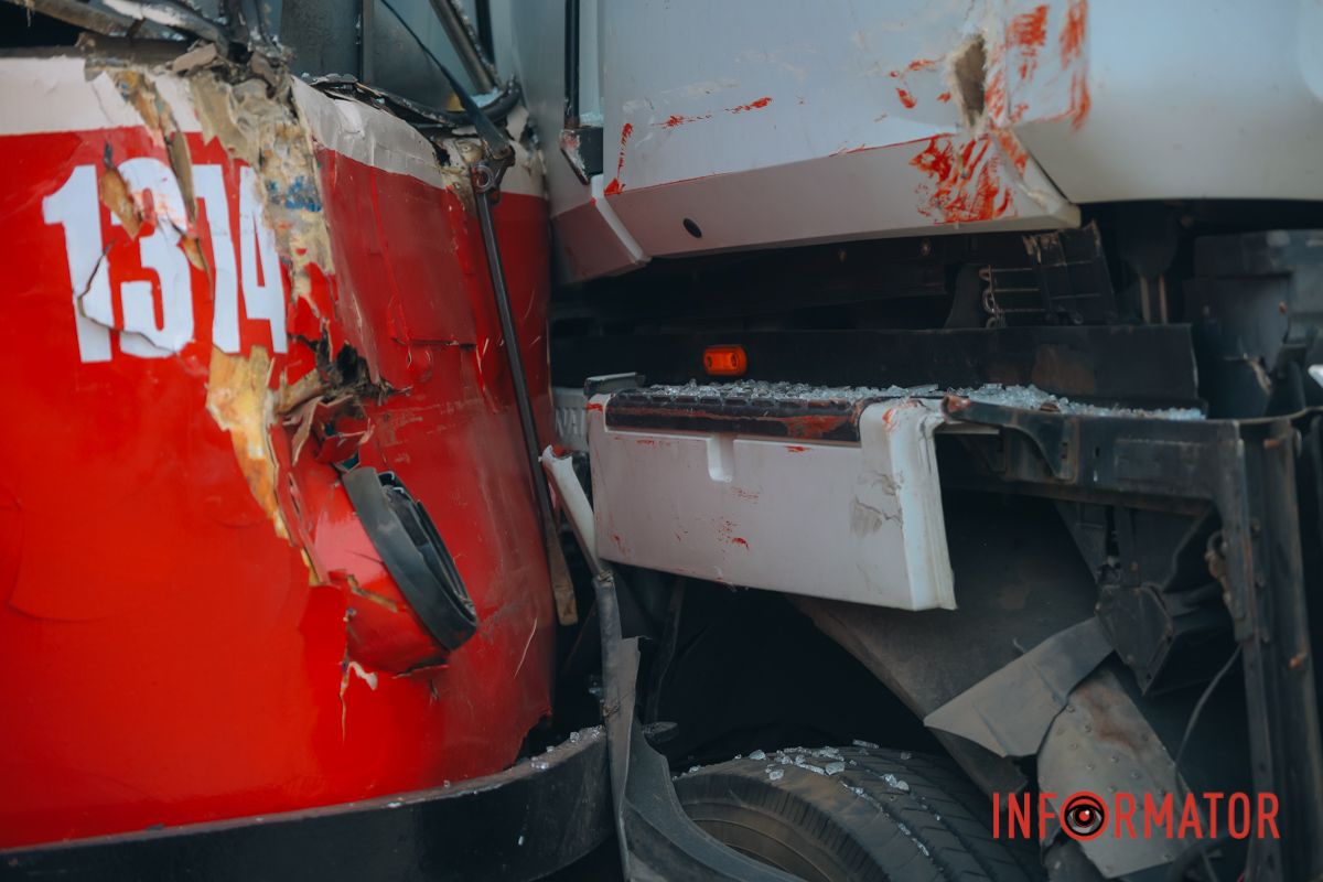 нцидент стався в районі зупинки "Радіозавод"