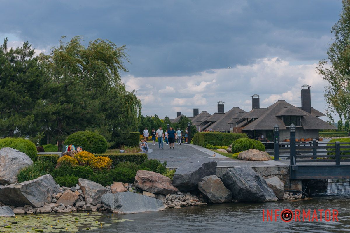 Яхт-клуб "Сечь" летом: уголок природы в сердце Днепра 77